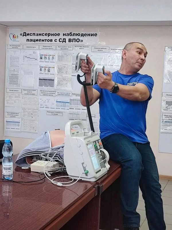 Фельдшеры скорой помощи районов области повысили экспертность в оказании помощи при инфаркте Фельдшеры скорой помощи районов области повысили экспертность в оказании помощи при инфаркте