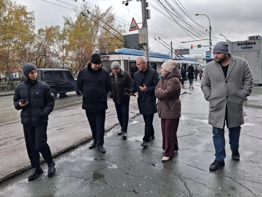 Октябрьский район присоединился к работе штаба по благоустройству города Октябрьский район присоединился к работе штаба по благоустройству города
