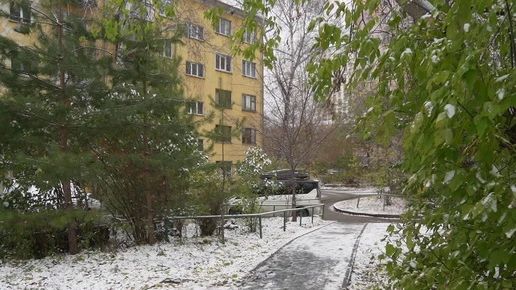 Дворы на Добролюбова благоустроили по наказам депутатам горсовета