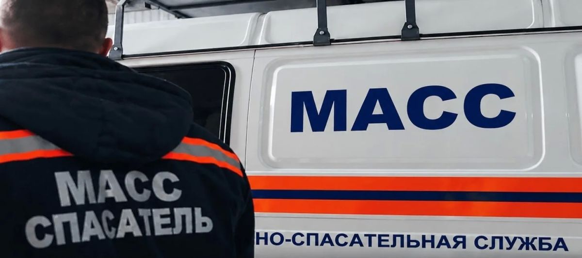 Курьер и соседи спасли 79летнюю женщину из заблокированной ванны