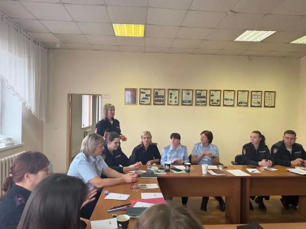 В Новосибирской области для инспекторов ПДН провели семинар-совещание В Новосибирской области для инспекторов ПДН провели семинар-совещание
