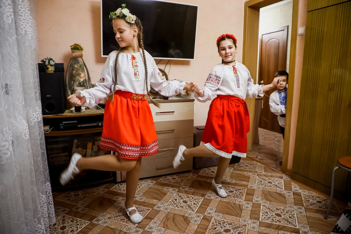 «Дом там, где тебя ждут»: что объединяет сотни молдаван в Новосибирске «Дом там, где тебя ждут»: что объединяет сотни молдаван в Новосибирске
