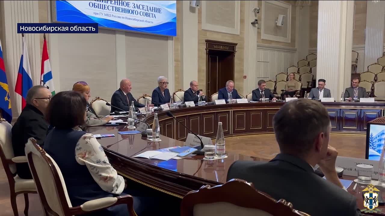 Диалог между полицией и обществом