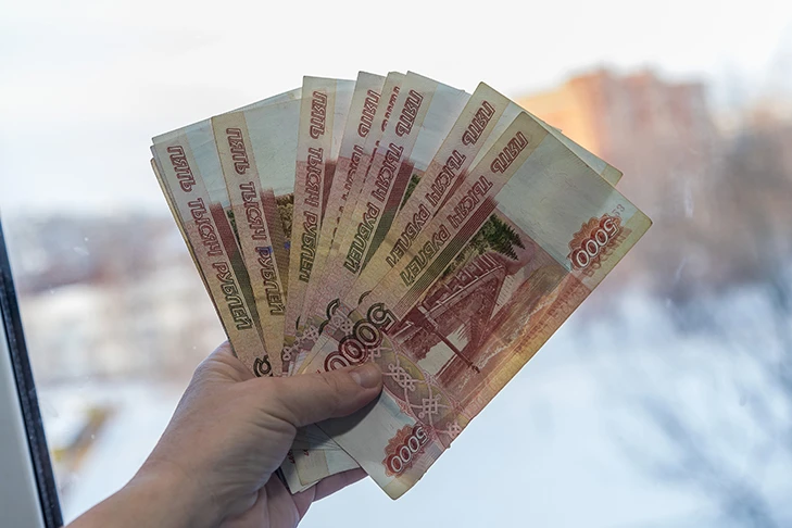 Новосибирским строителям выплатили долг по зарплате в 14 млн рублей