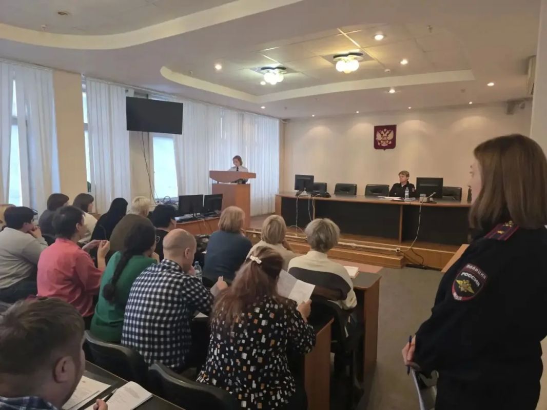 В Новосибирске сотрудники УНК ГУ МВД России по Новосибирской области организовали и провели обучающие семинары для представителей юридических лиц В Новосибирске сотрудники УНК ГУ МВД России по Новосибирской области организовали и провели обучающие семинары для представителей юридических лиц